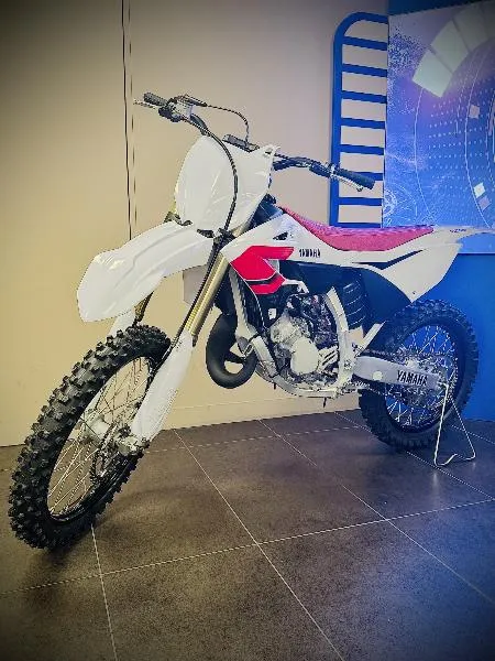 YZ 125