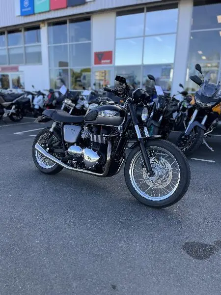 BONNEVILLE 865 T100
