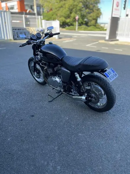 BONNEVILLE 865 T100