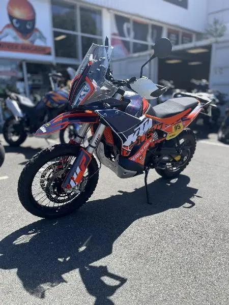890 ADVENTURE R 2025