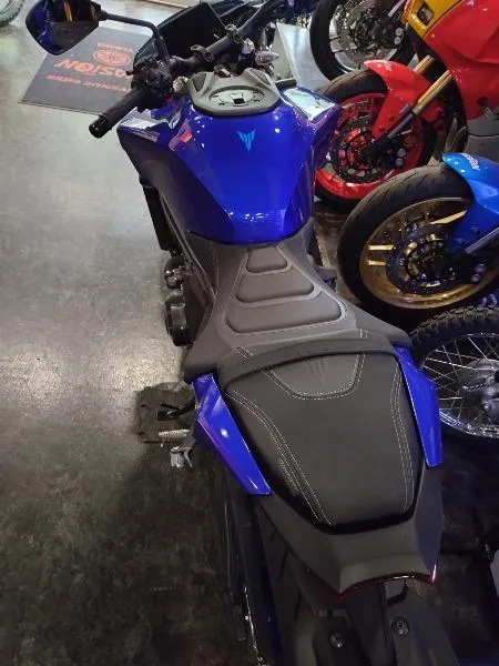 MT09