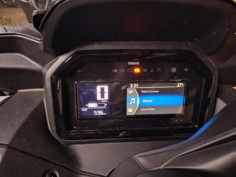XMAX 125 TECH MAX