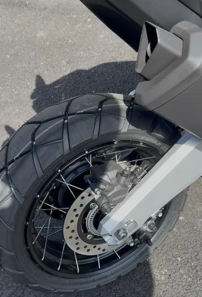 XADV 750