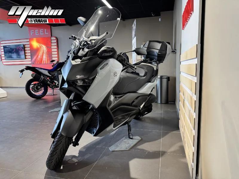 XMAX 125 TECH MAX