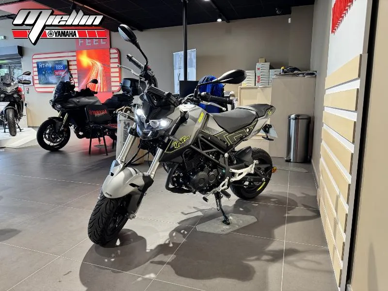 TORNADO NAKED T 125