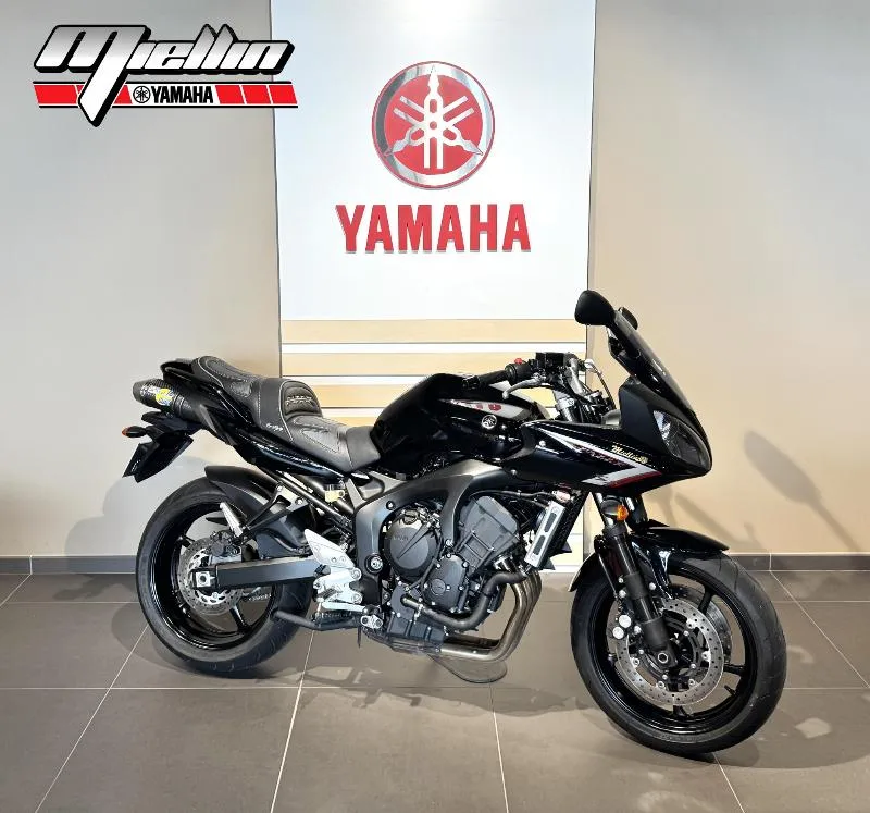FZ6 600 FAZER S2 2010