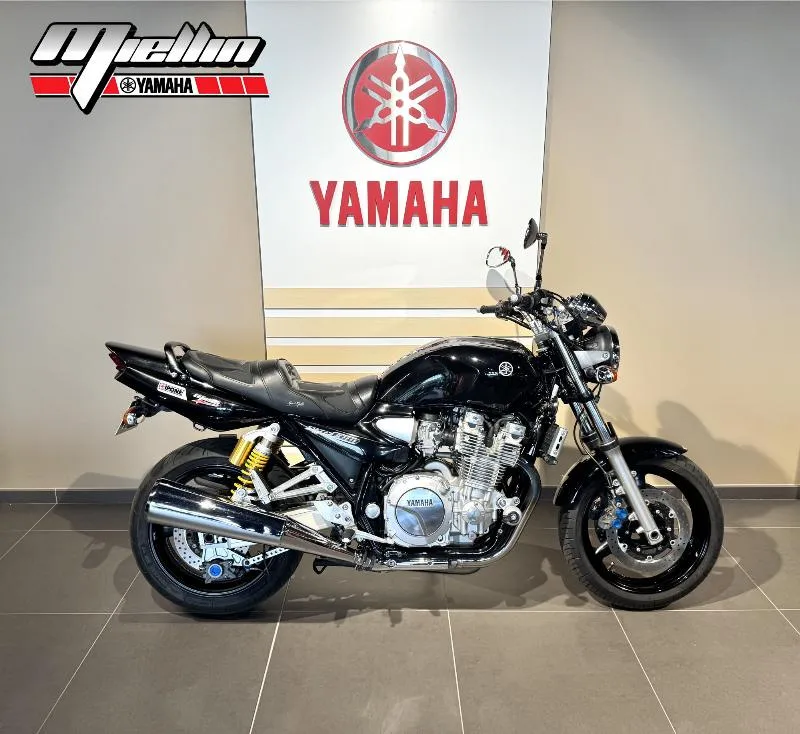 XJR 1300