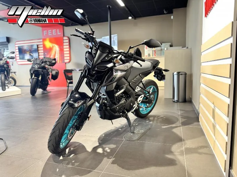 MT125 ABS