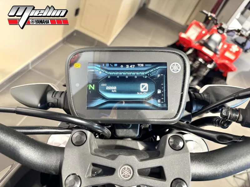 MT125 ABS
