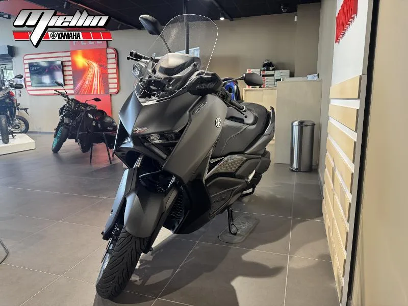 XMAX 300 Tech Max