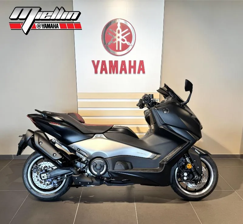 TMAX 560 25TH