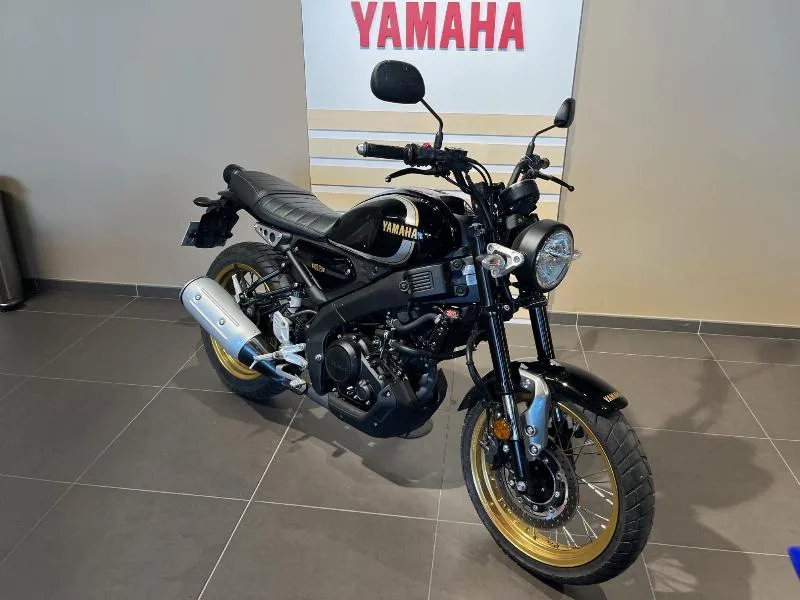 XSR 125 Legacy
