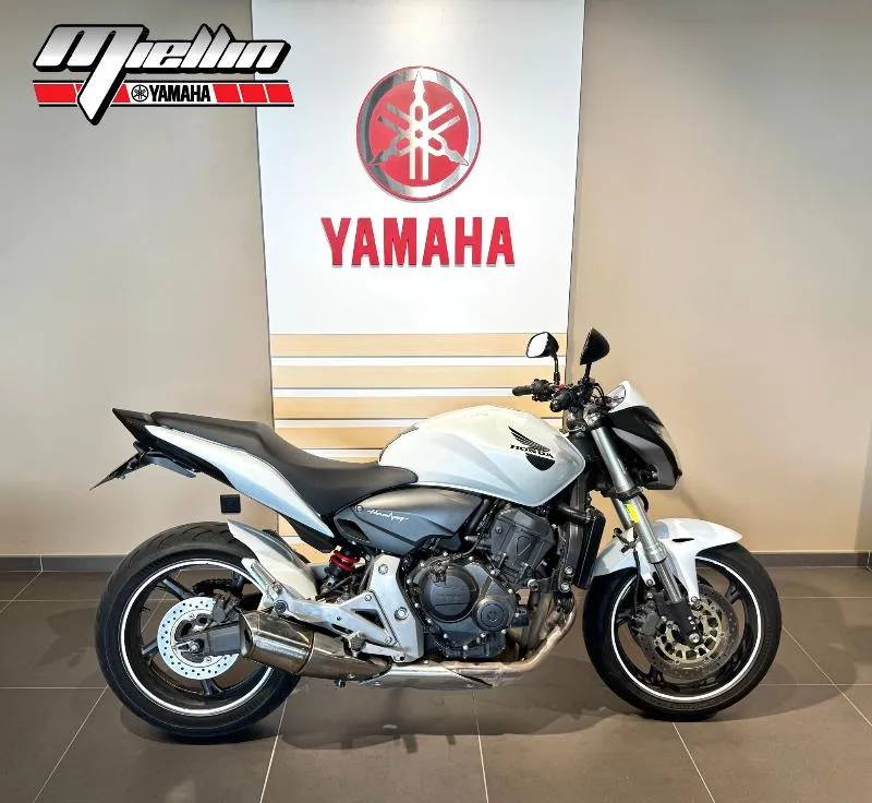CB 600 F HORNET
