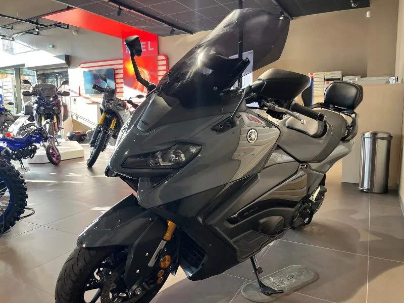 XP TMAX 560 TECH MAX