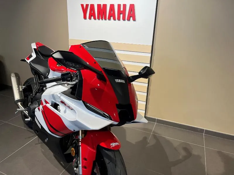 YZFR9