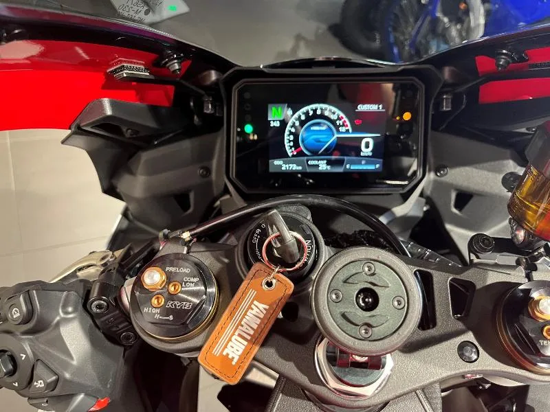 YZFR9