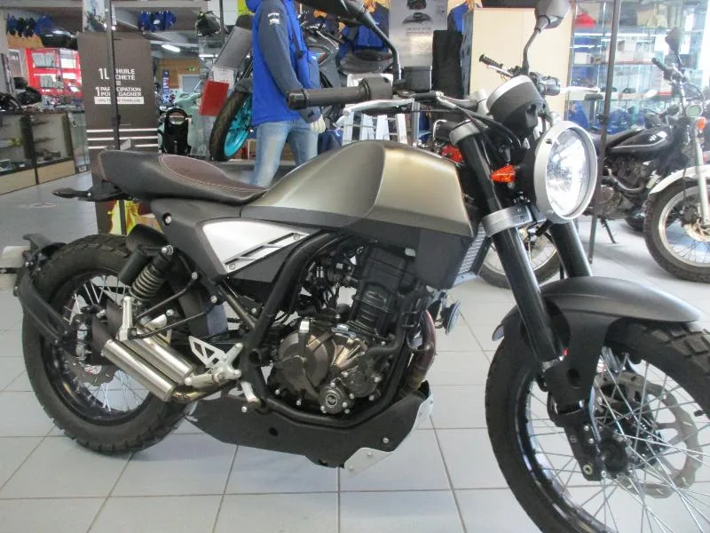 CENTURY 125