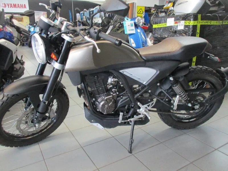 CENTURY 125