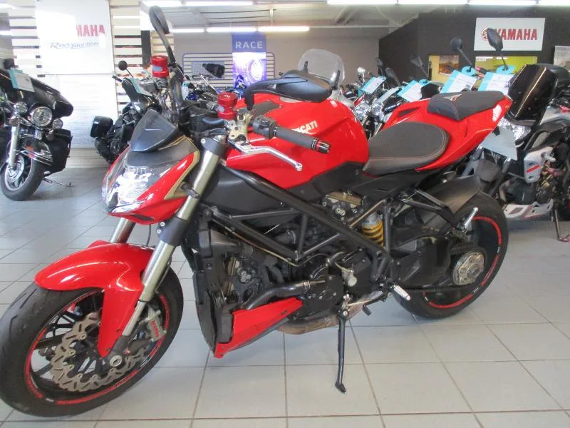 1098 STREET FIGHTER