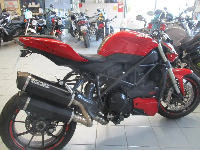 1098 STREET FIGHTER