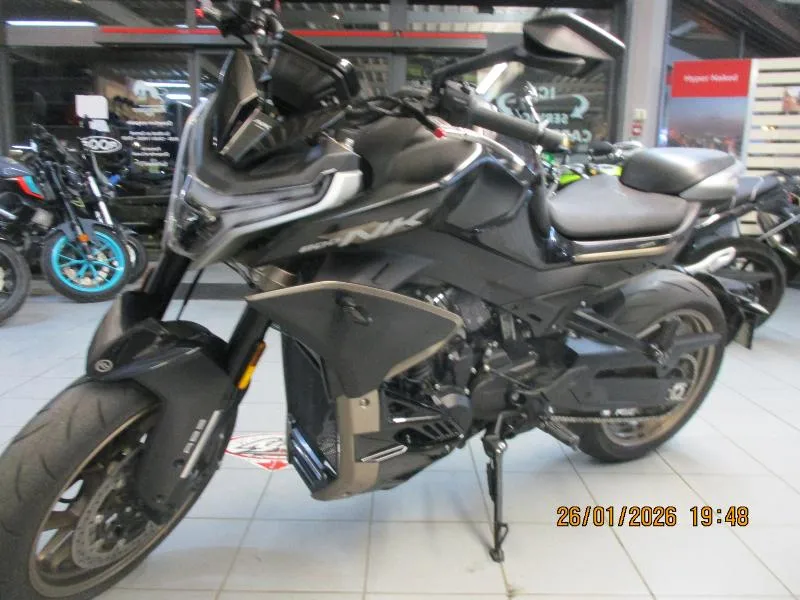NK 800