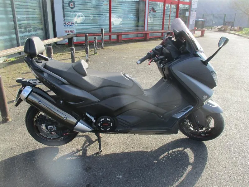 XP TMAX 530