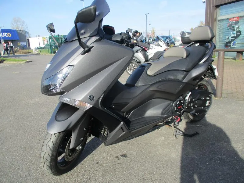 XP TMAX 530