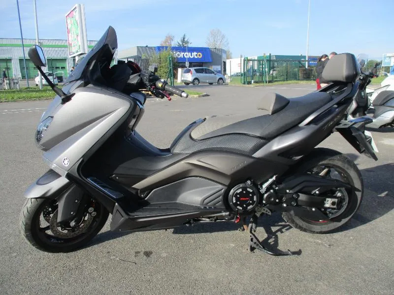 XP TMAX 530