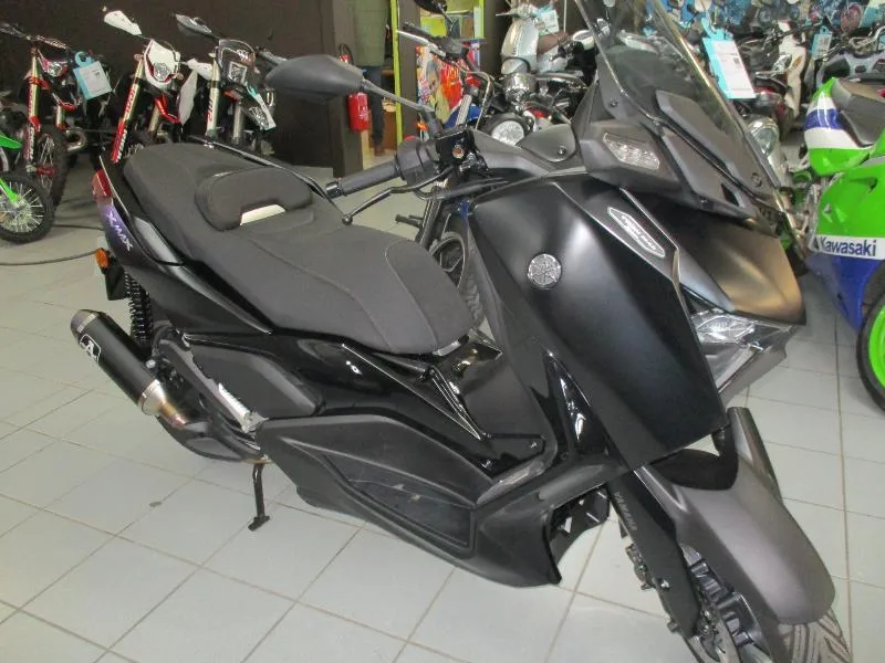XMAX 125 TECH MAX