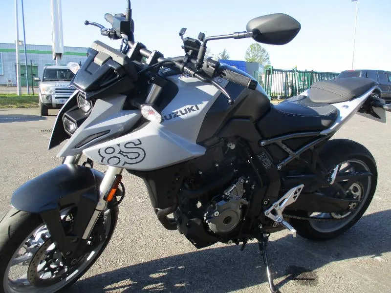 GSX8S A2