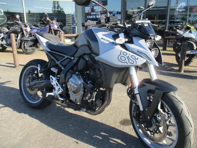 GSX8S A2