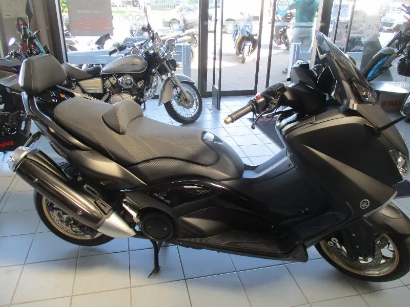 XP TMAX 530 ABS BLACK MAX