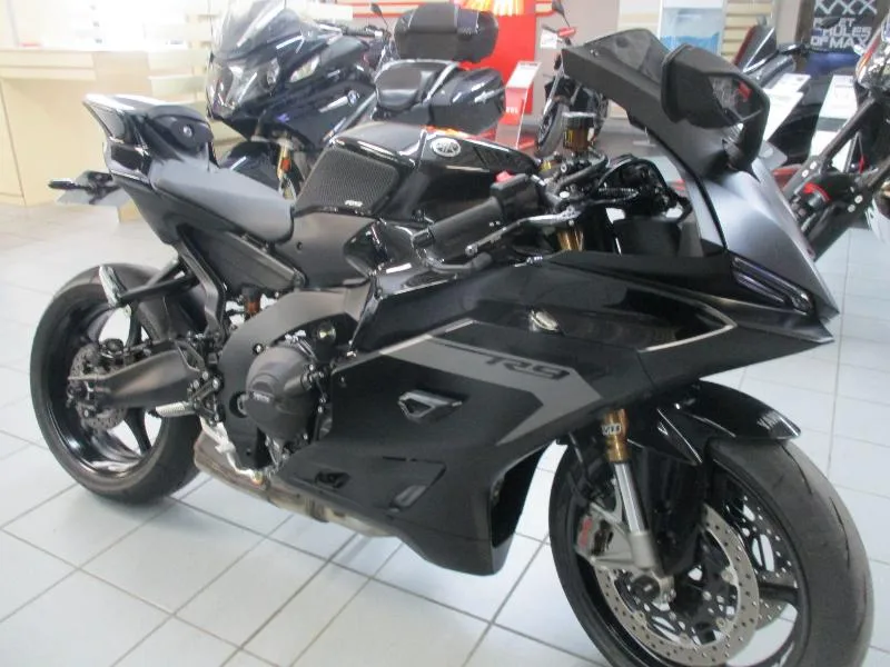 YZFR9