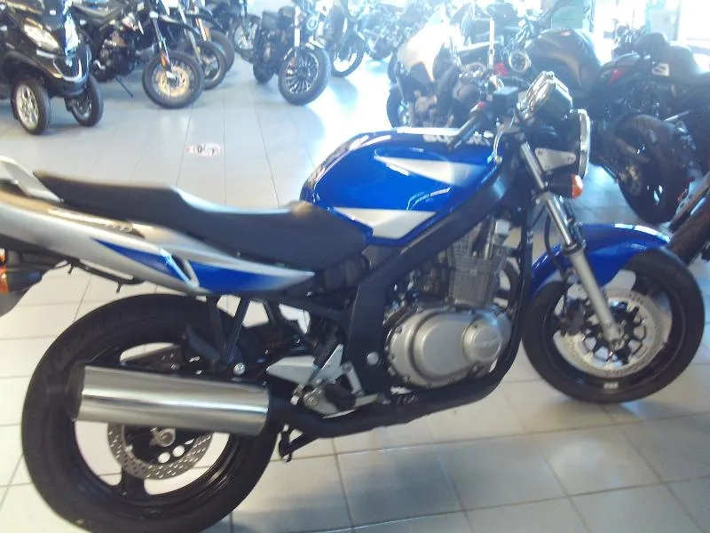 GS 500 E