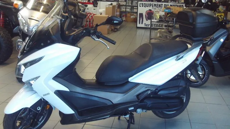 X.TOWN 125