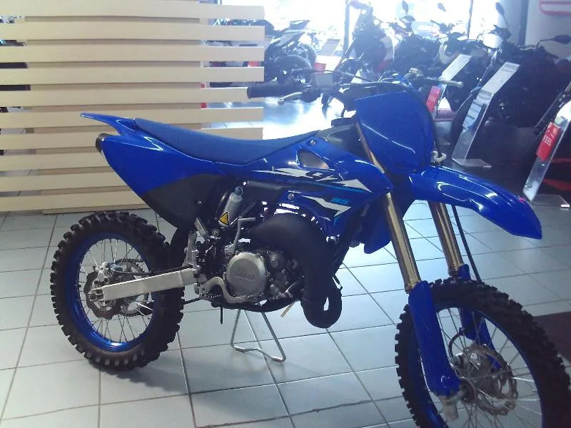 YZ85LW