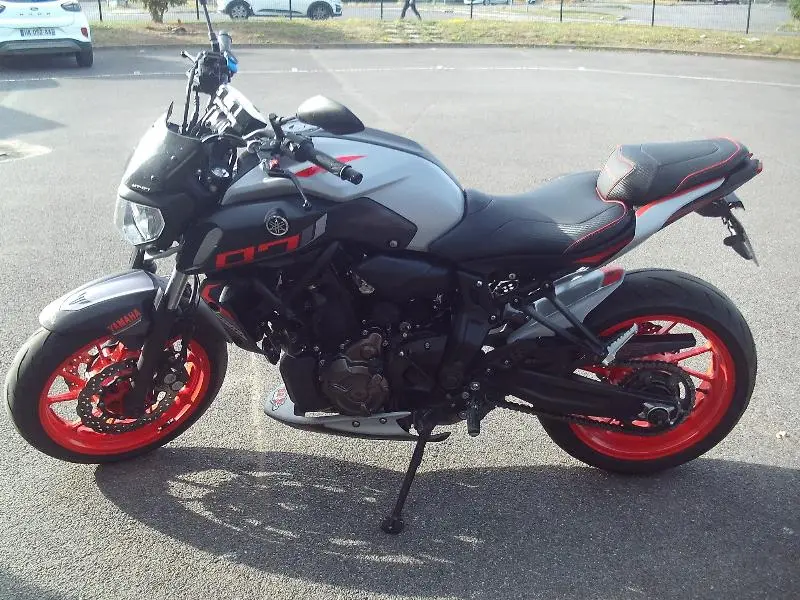MT07 