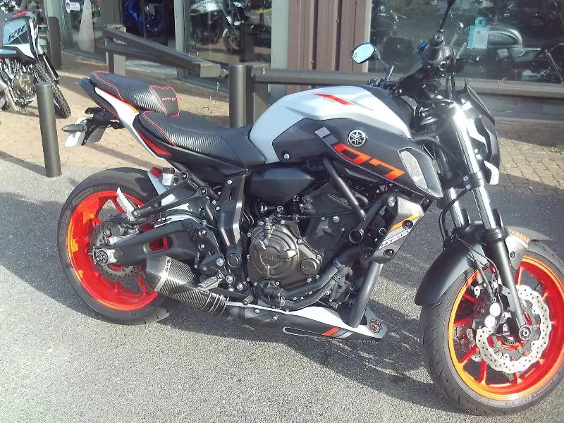 MT07 