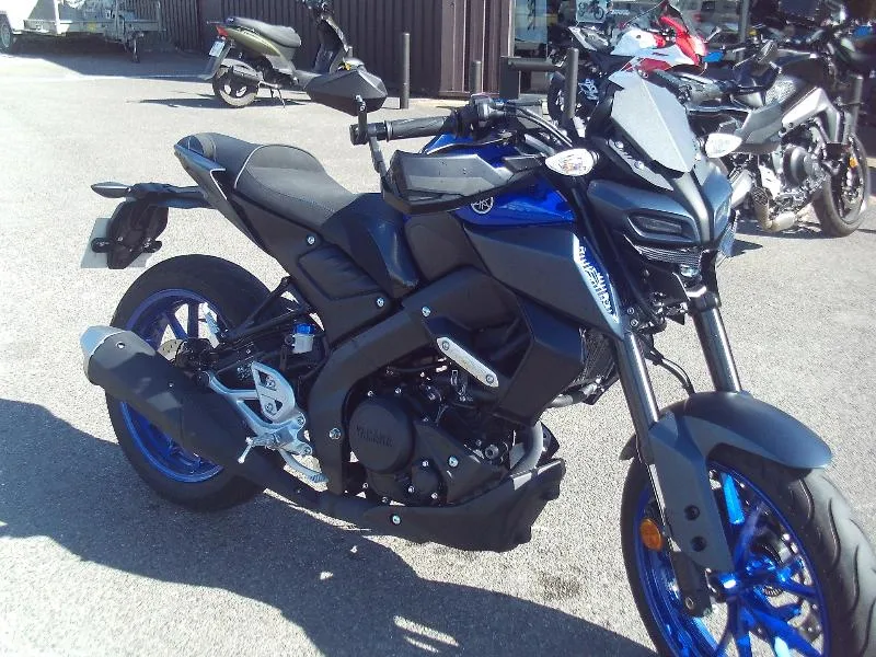 MT125 ABS