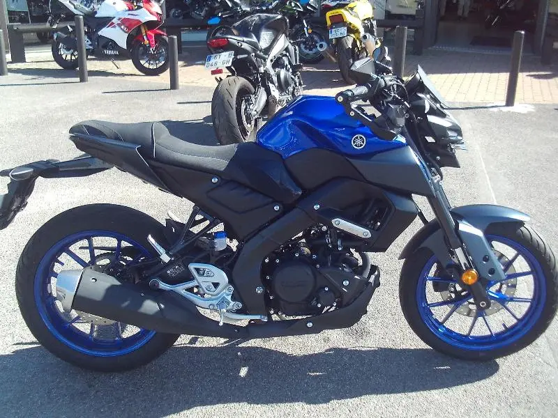 MT125 ABS