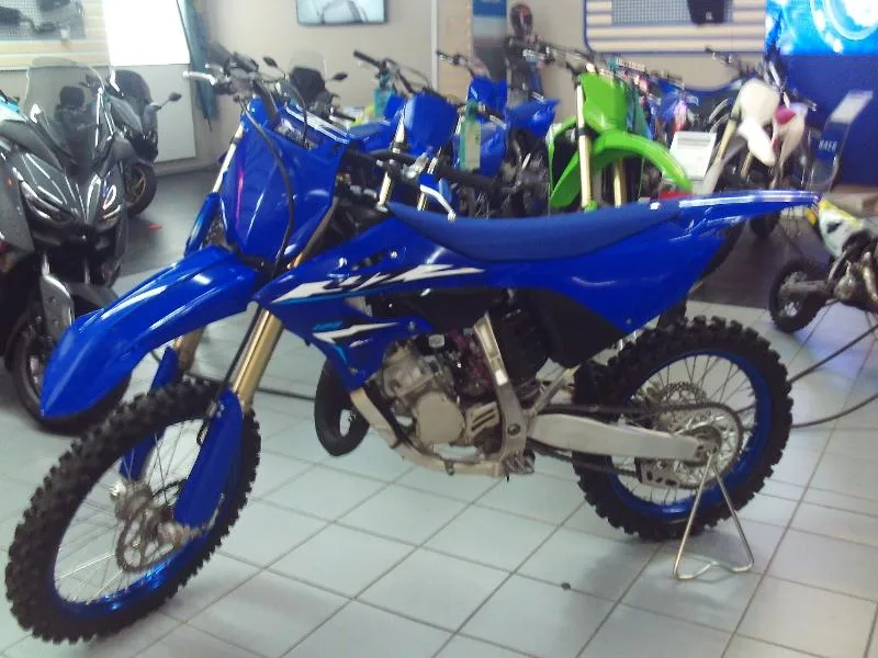 YZ 125