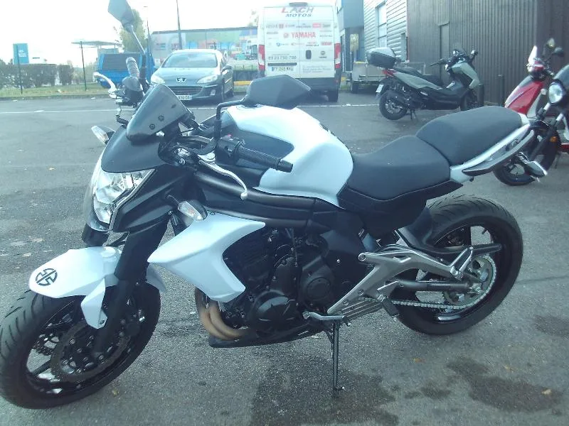 ER6 