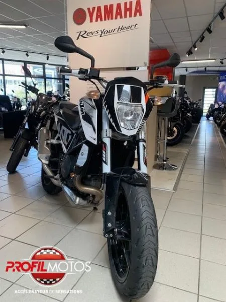 690 DUKE ABS