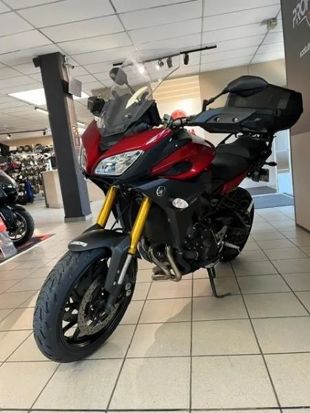 TRACER 900