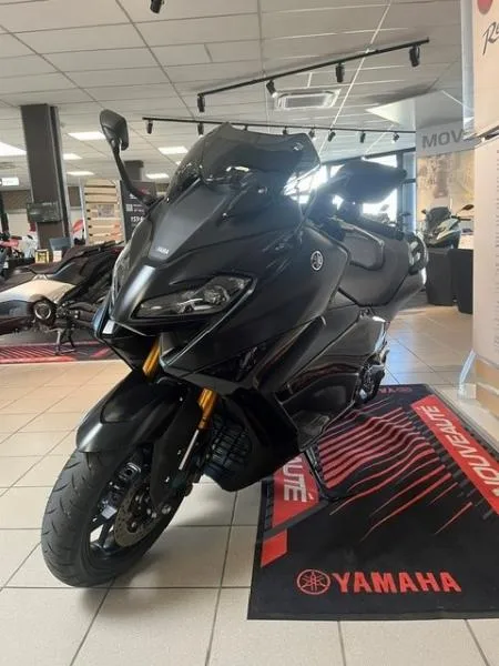 XP TMAX 560 TECH MAX