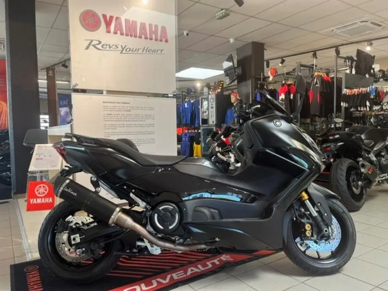 XP TMAX 560 TECH MAX