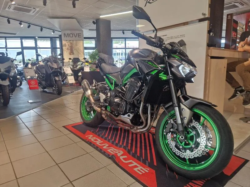 Z 900