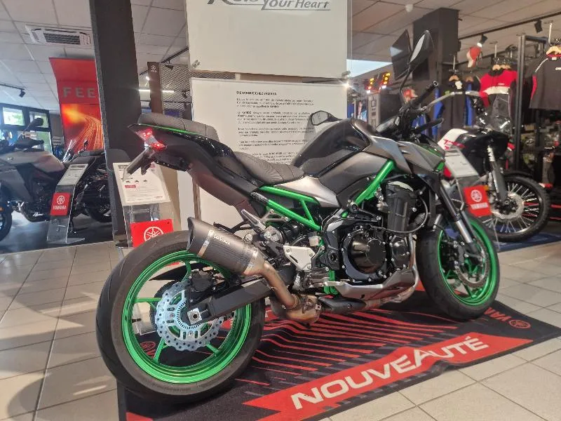Z 900