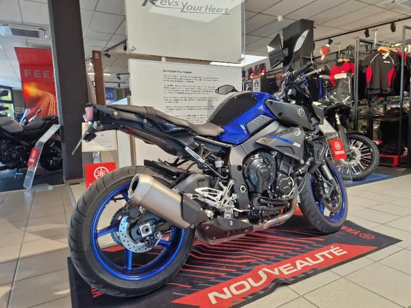 MT10