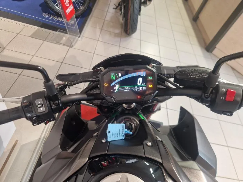 Z 900